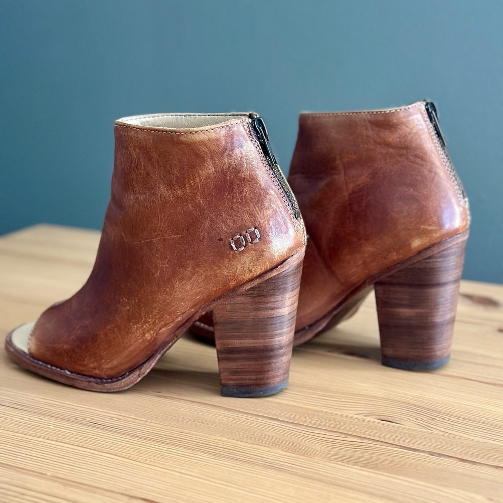 Bed Stu Benchmade Tan Leather Peep Toe Ankle Booties Size 6 1/2